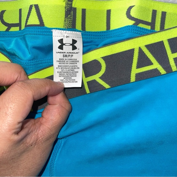 NWT UNDER ARMOUR padded compression shorts - Picture 3 of 3